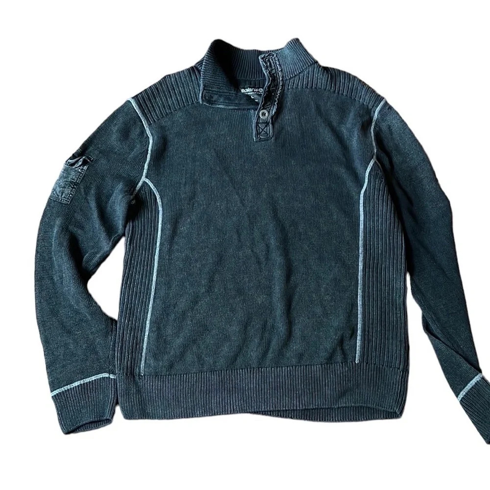 Solaris men’s cotton sweatshirt. Gray mineral wash. Button collar. Size L. EUC